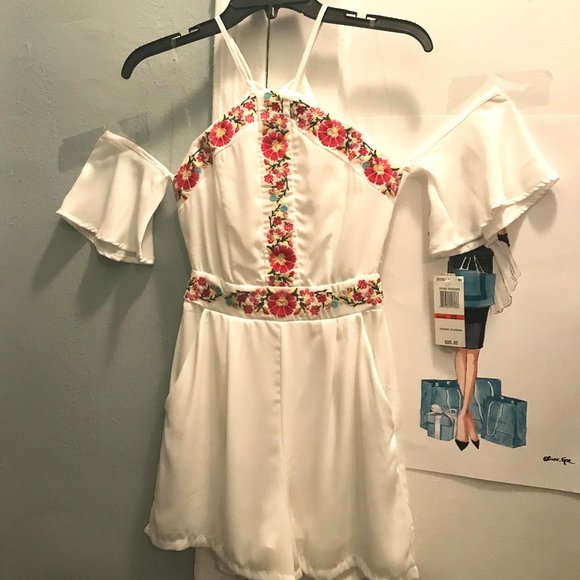 Gianni Bini Dresses & Skirts - Gianni Bini - GB Romper XS